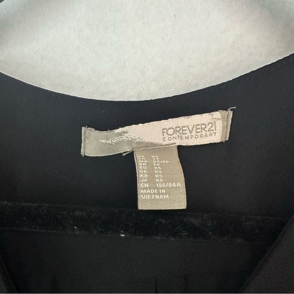 Forever 21 Long Sleeve Button Down Sheer Blouse Women’s XS Black - Picture 9 of 9